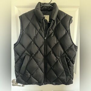 Eddie Bauer Women’s small petite Black Puffer Vest